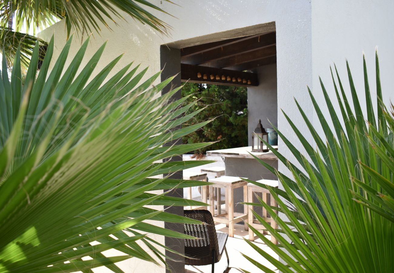 Villa in Javea - Casita Travel | Bella Javea