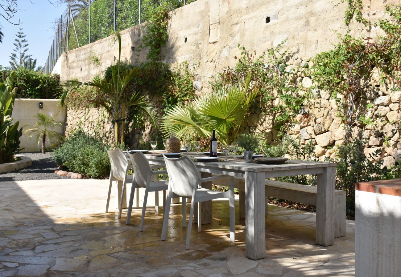 Villa in Javea - Casita Travel | Bella Javea