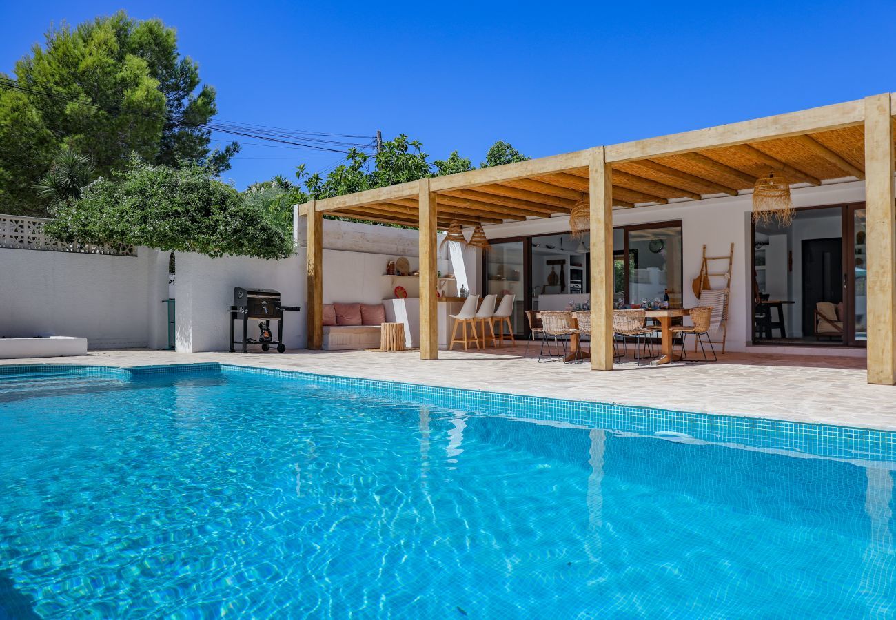 Villa in Moraira - Casita Travel | Villa Josa | Moderne Villa in Moraira dichtbij dorp en strand