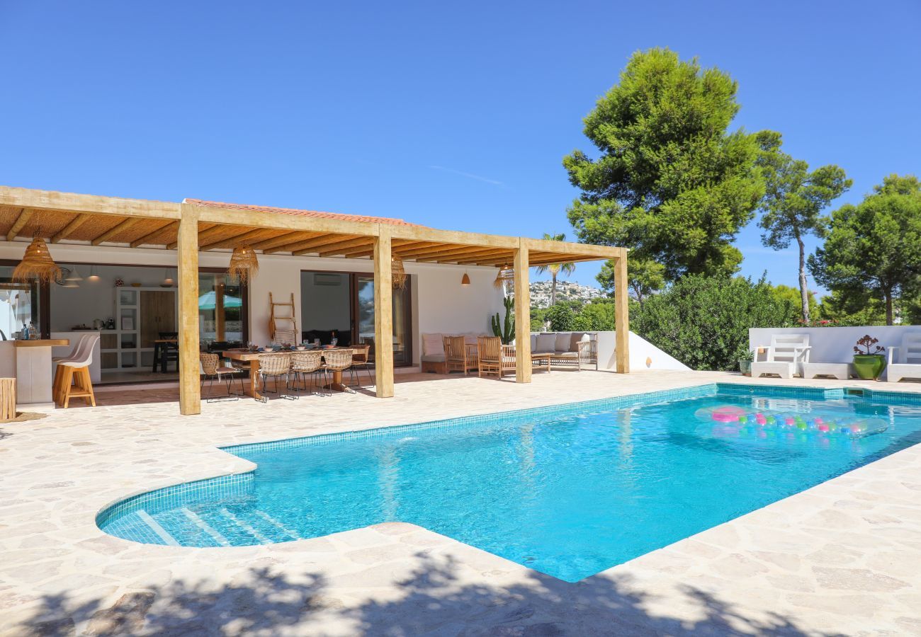 Villa in Moraira - Casita Travel | Villa Josa | Moderne Villa in Moraira dichtbij dorp en strand