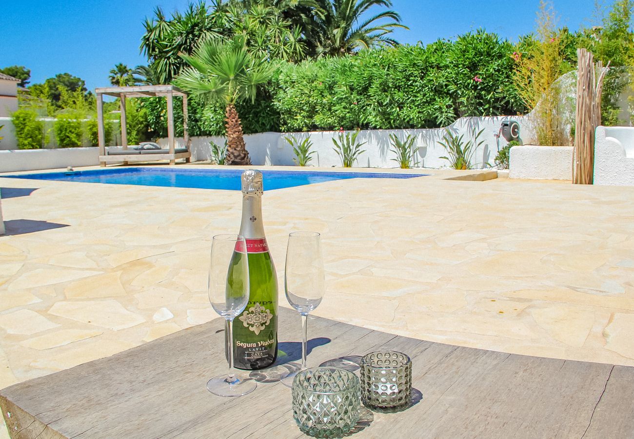 Villa in Moraira - Casita Travel | Casa Contenta