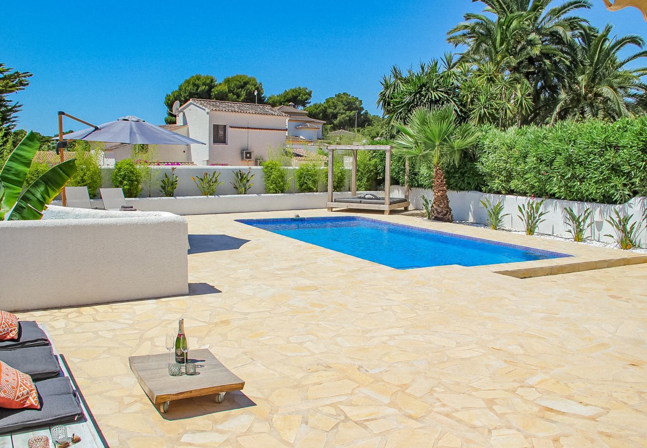 Villa in Moraira - Casita Travel | Casa Contenta