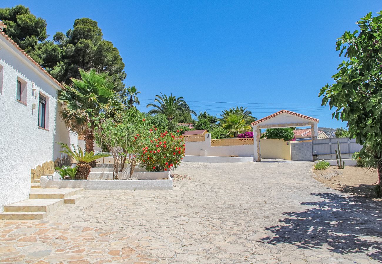 Villa in Moraira - Casita Travel | Casa Contenta