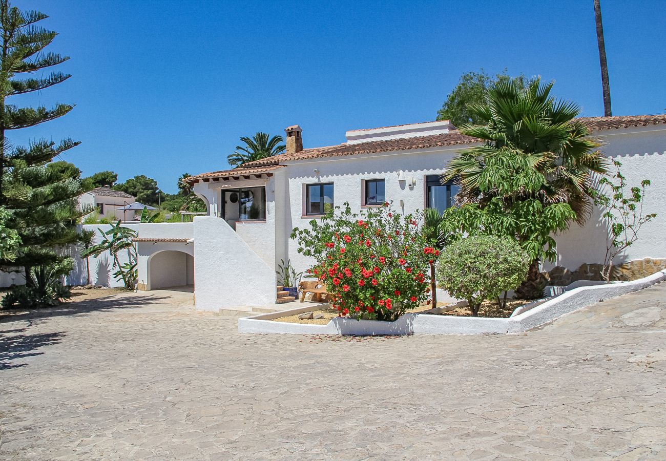 Villa in Moraira - Casita Travel | Casa Contenta