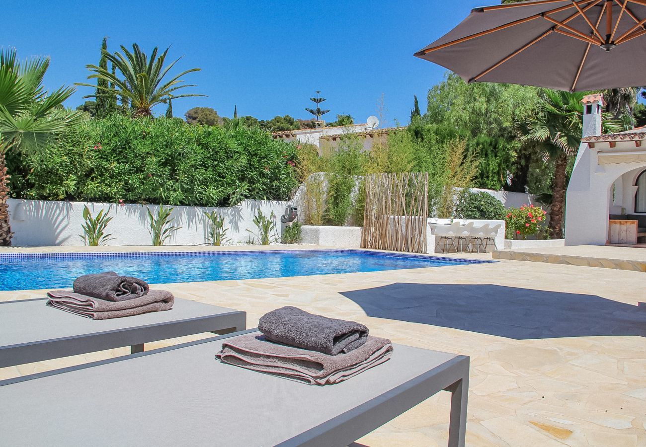 Villa in Moraira - Casita Travel | Casa Contenta