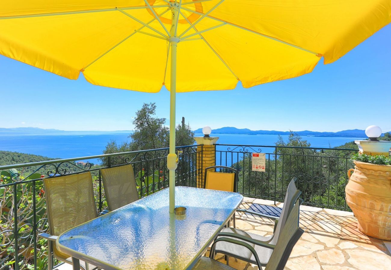 Villa Nisaki | Een vrijstaande villa met privé zwembad en zeezicht op Corfu, Griekenland