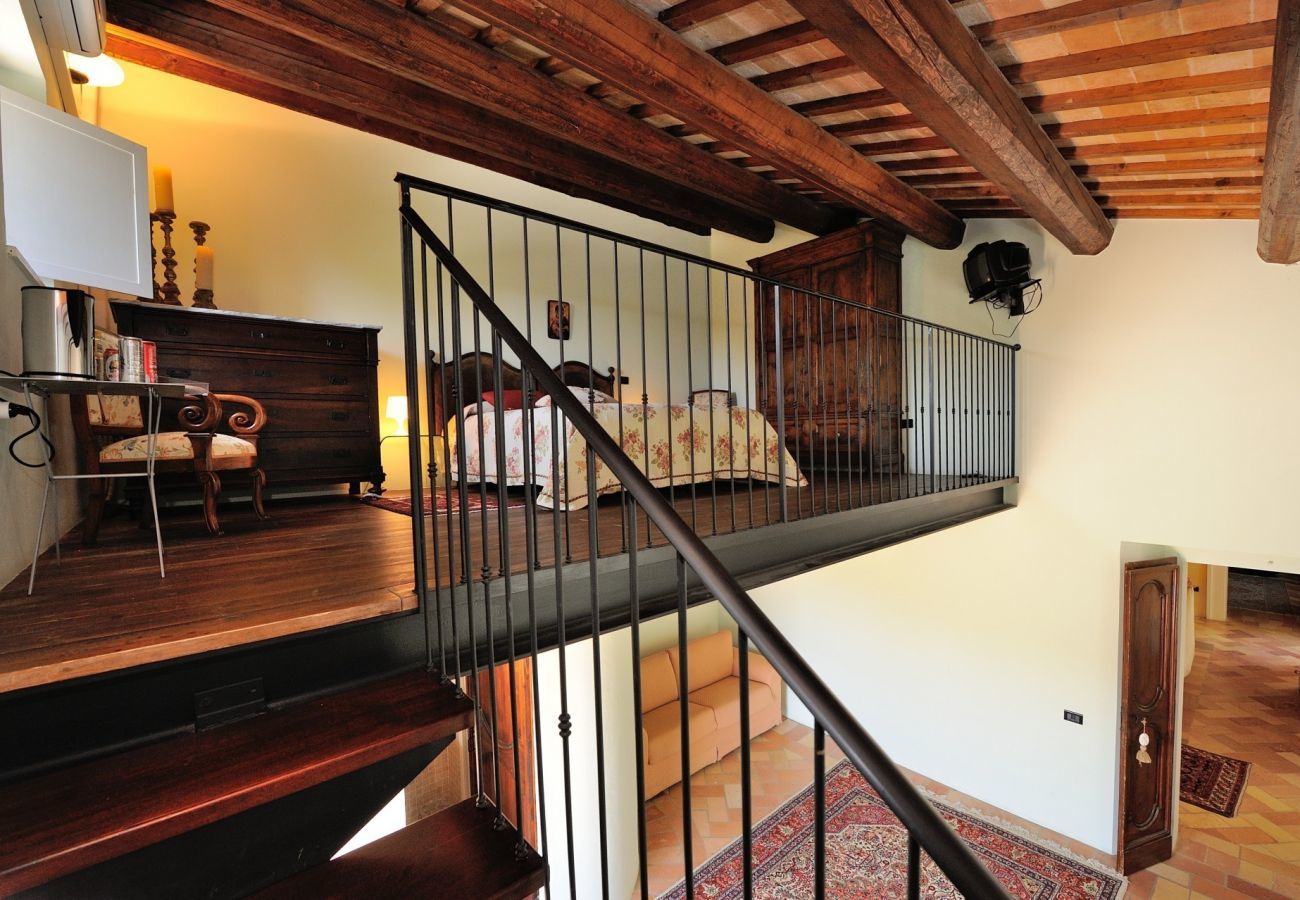 Villa Storica is een luxe droomvilla met privezwembad en wijngaard in Le Marche, Italië