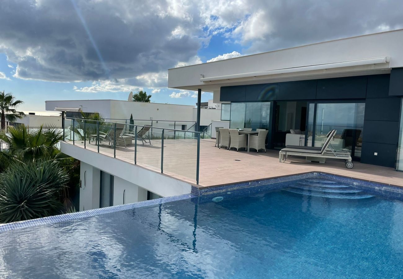Villa in Benitachell - Casita Travel | Villa Magnolias