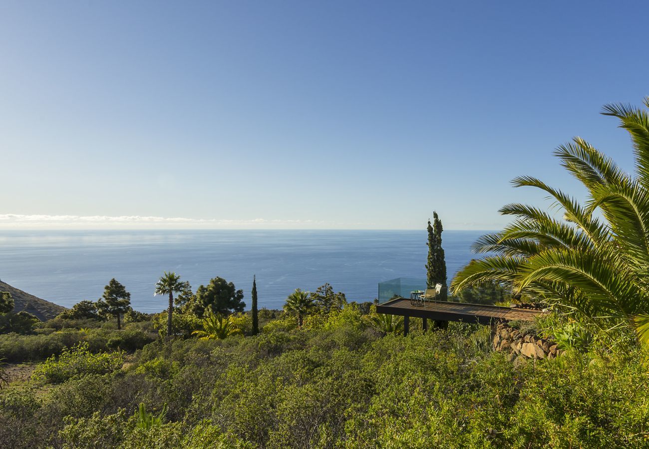 Pavilion Miramar is een paradijselijke villa voor twee met zeezicht en veel privacy in Puntagorda, La Palma