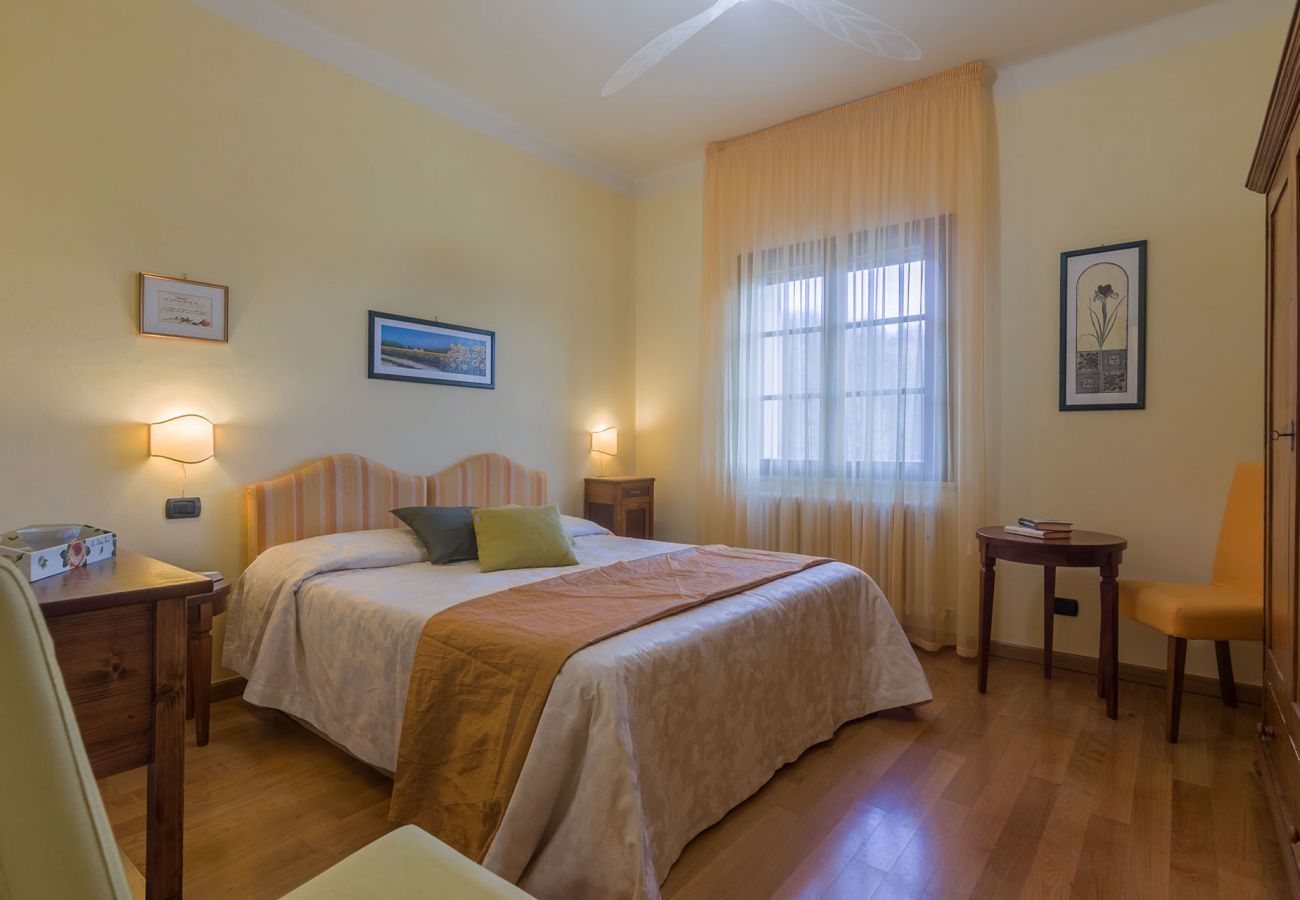 Villa Donna, royale villa met privé zwembad en geweldig uitzicht over het landschap van Le Marche, Urbania