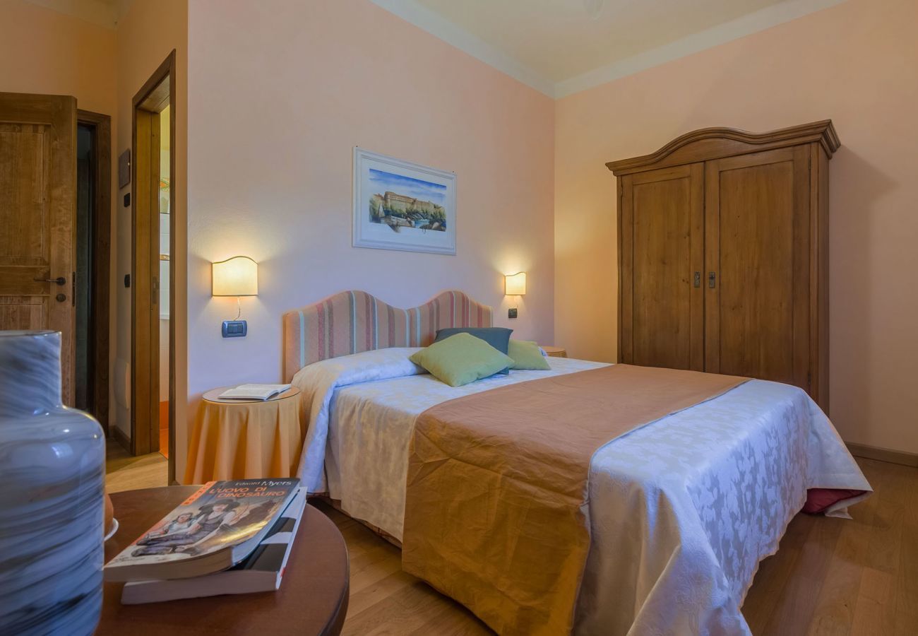 Villa Donna, royale villa met privé zwembad en geweldig uitzicht over het landschap van Le Marche, Urbania