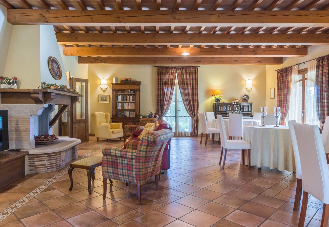 Villa in Urbania - Villa Donna