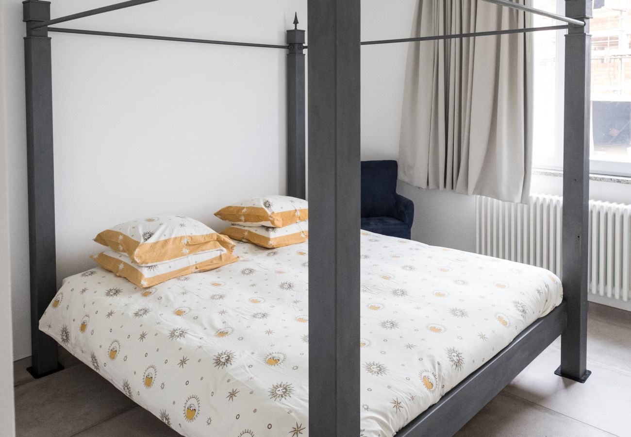 Casa Piani is een moderne villa met veel rust en ruimte én privé zwembad. In het groene Plodio, Ligurië