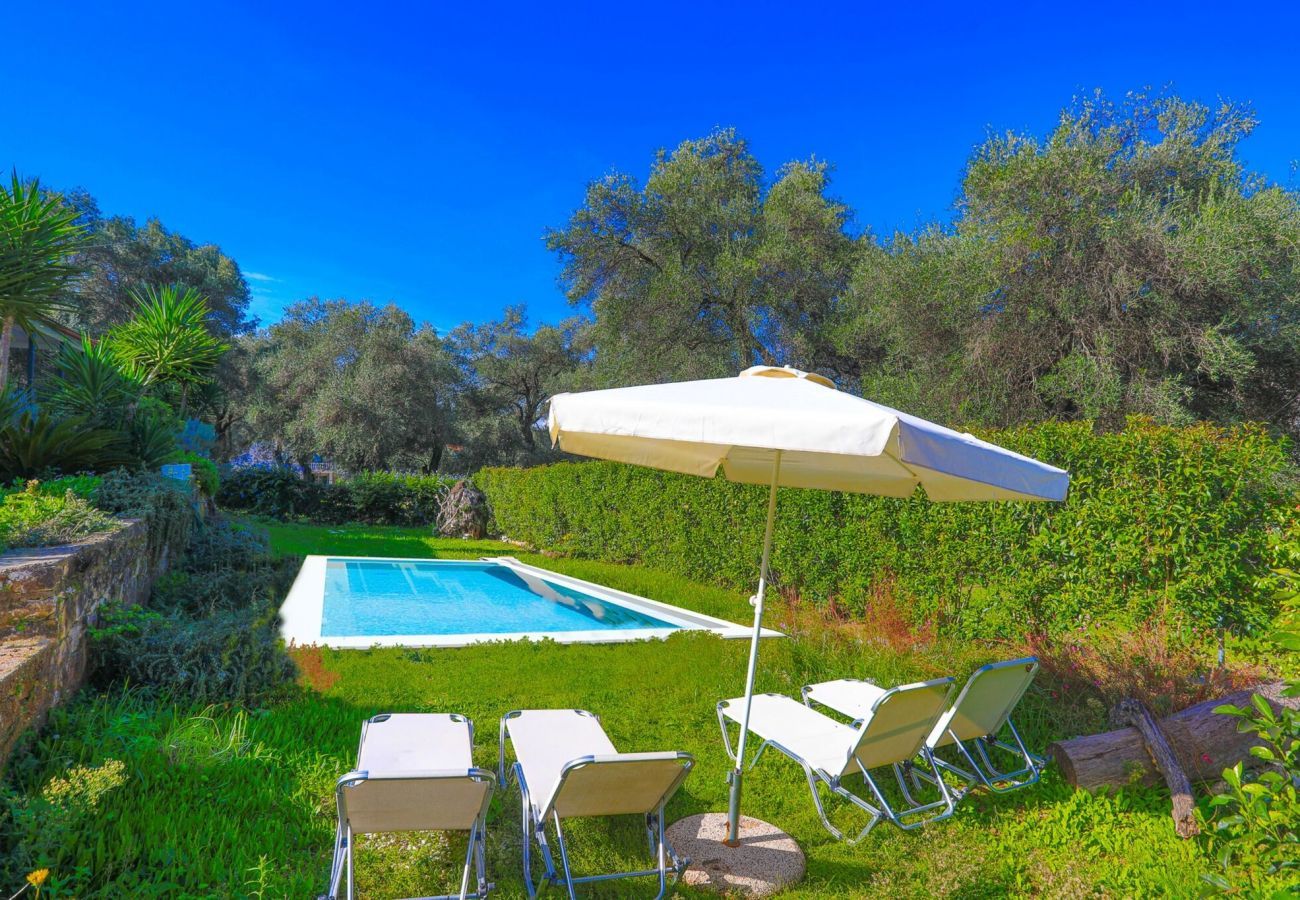 Villa Anemone | Een vrijstaande villa met privé zwembad op Corfu, Griekenland