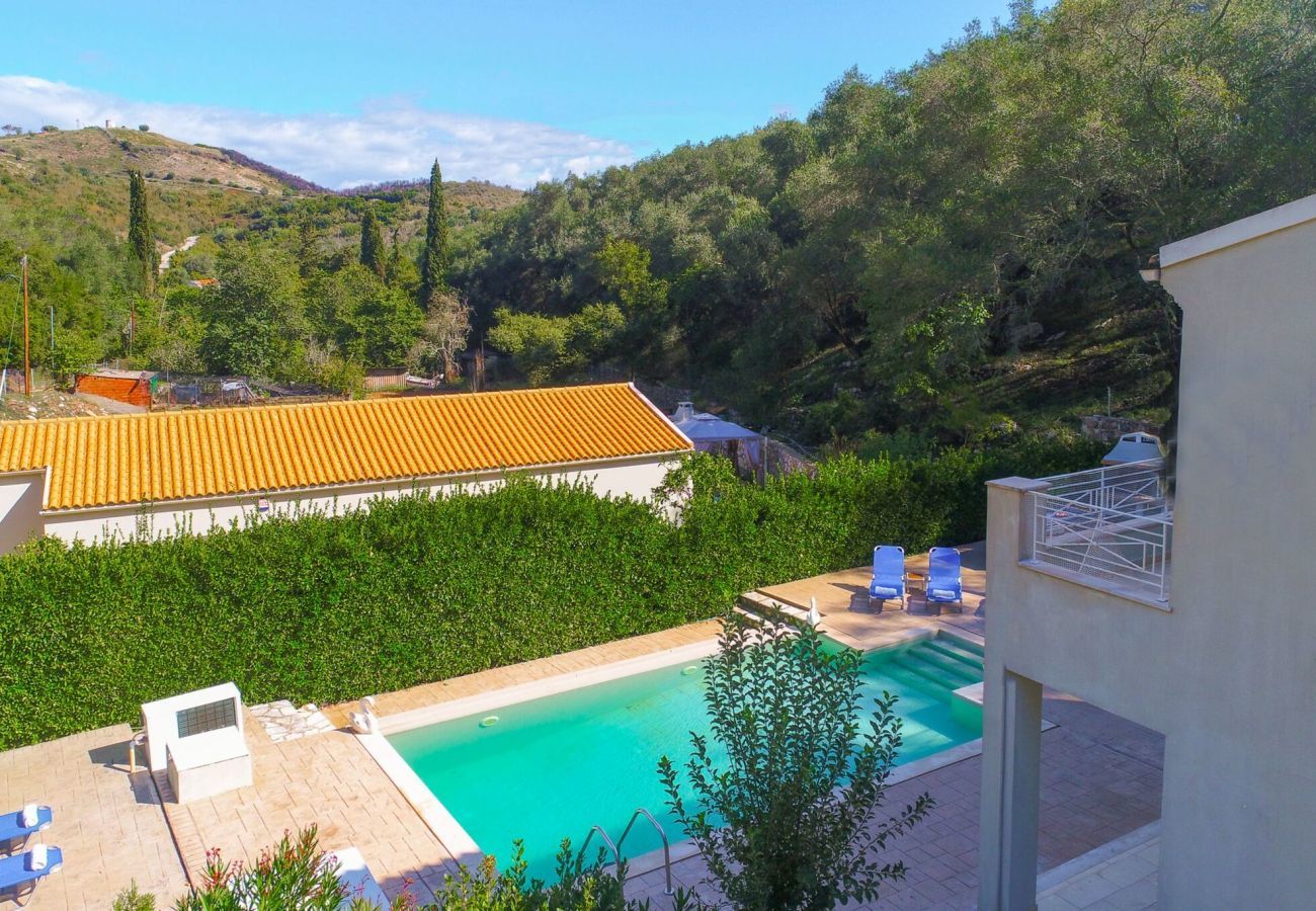 Villa Aphrodite | Een vrijstaande villa met privé zwembad op Corfu, Griekenland
