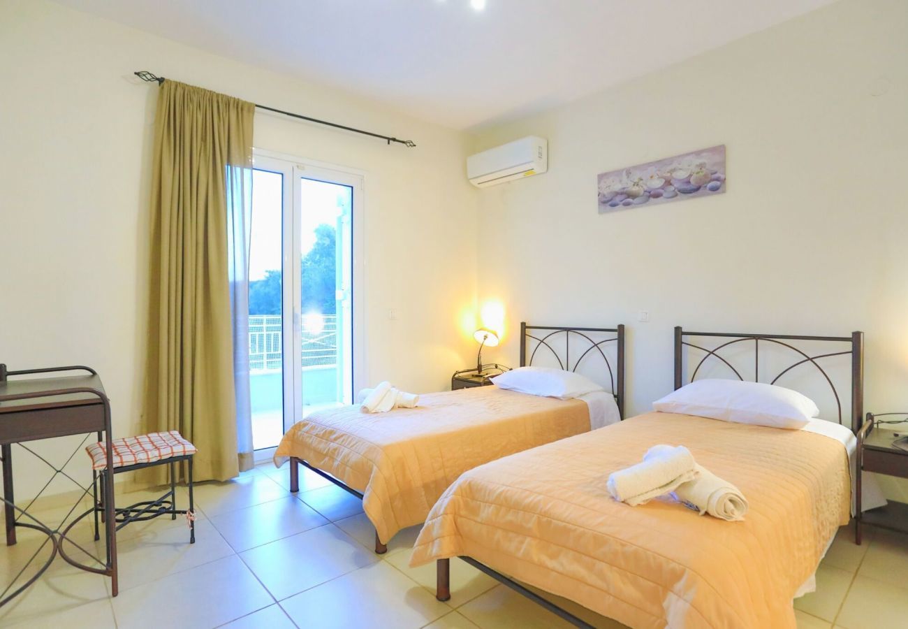 Villa Aphrodite | Een vrijstaande villa met privé zwembad op Corfu, Griekenland