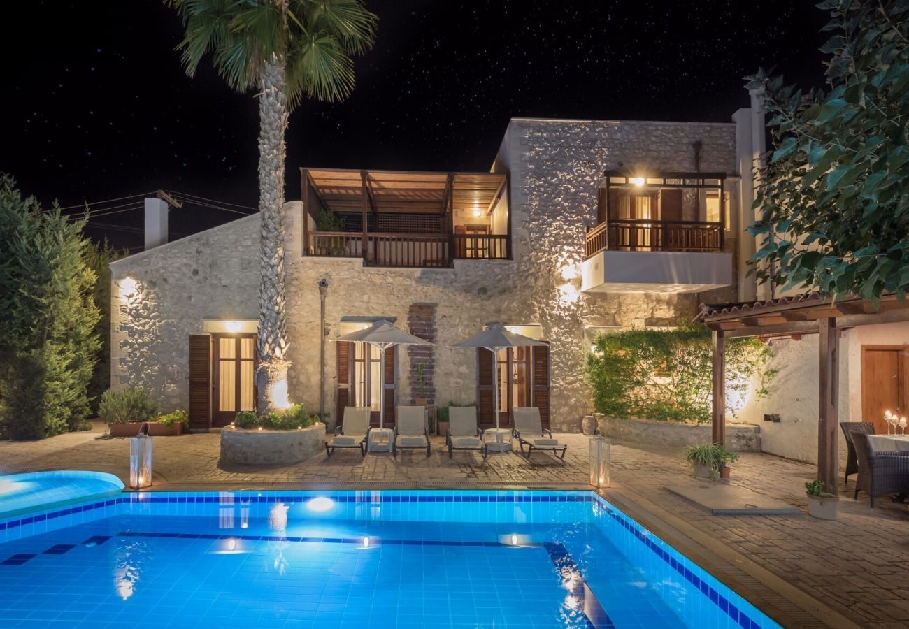 Villa Sirena | Een geschakelde villa met privé zwembad op Kreta, Griekenland