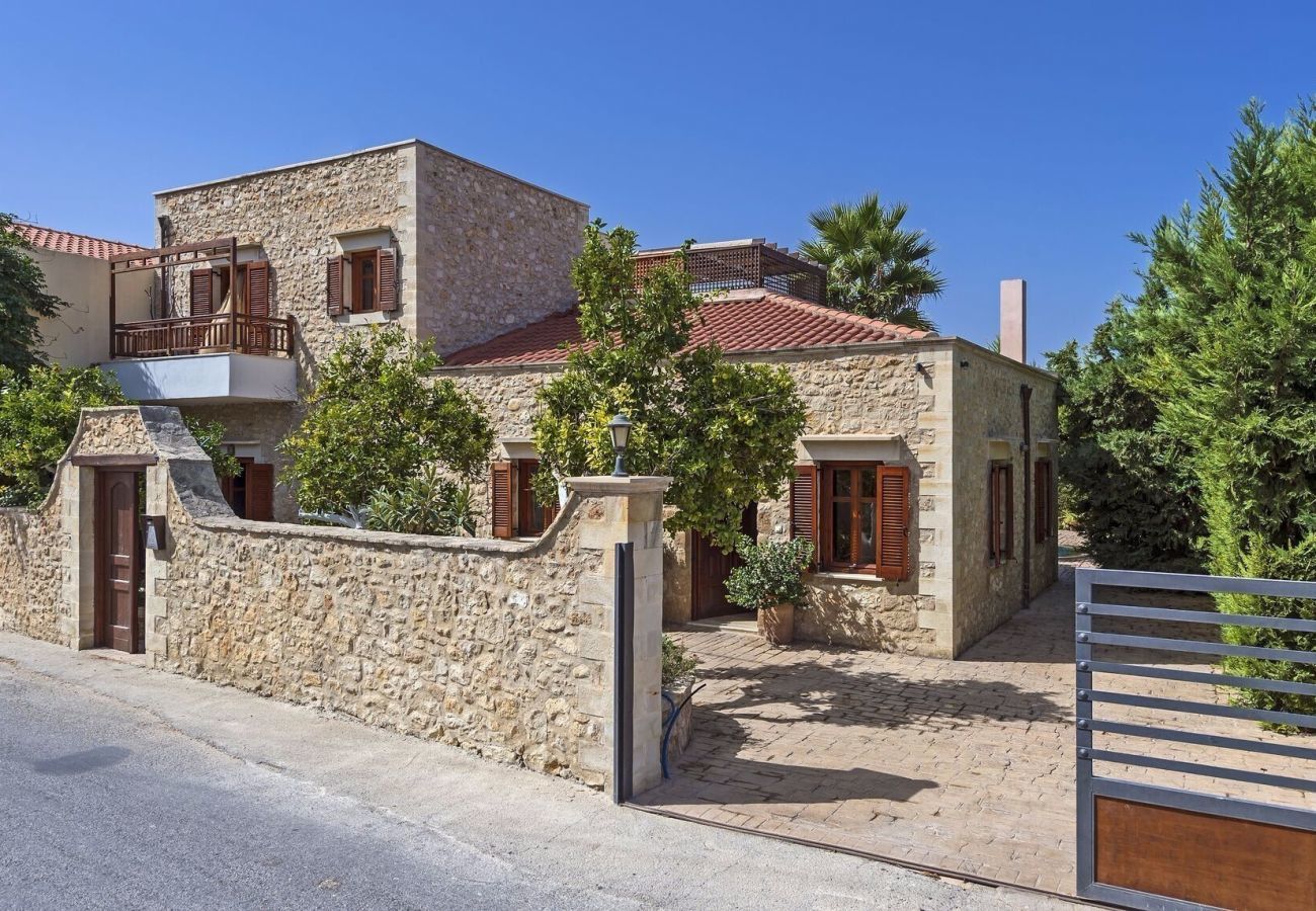 Villa Sirena | Een geschakelde villa met privé zwembad op Kreta, Griekenland