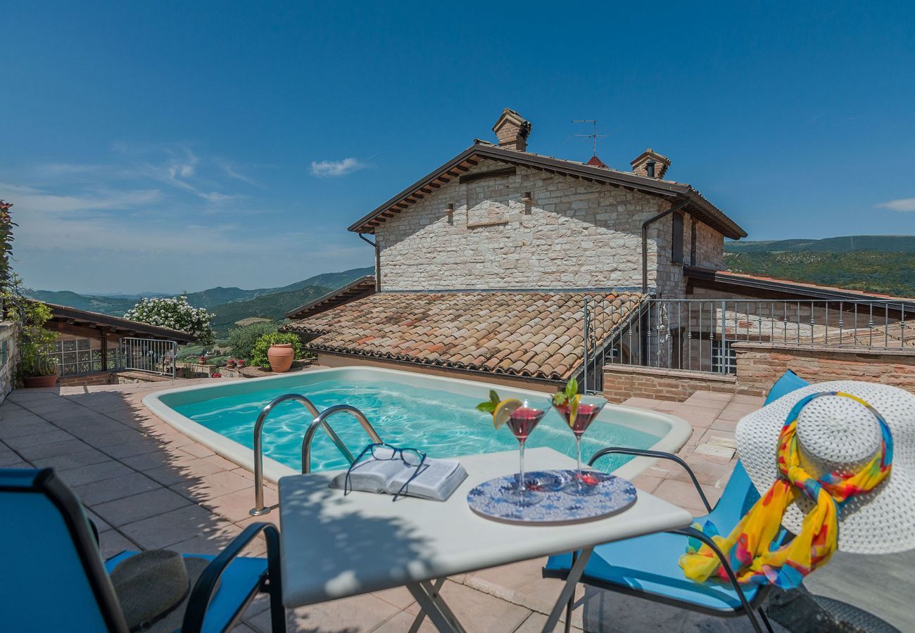 Villa in Acqualagna - Villa Chiara