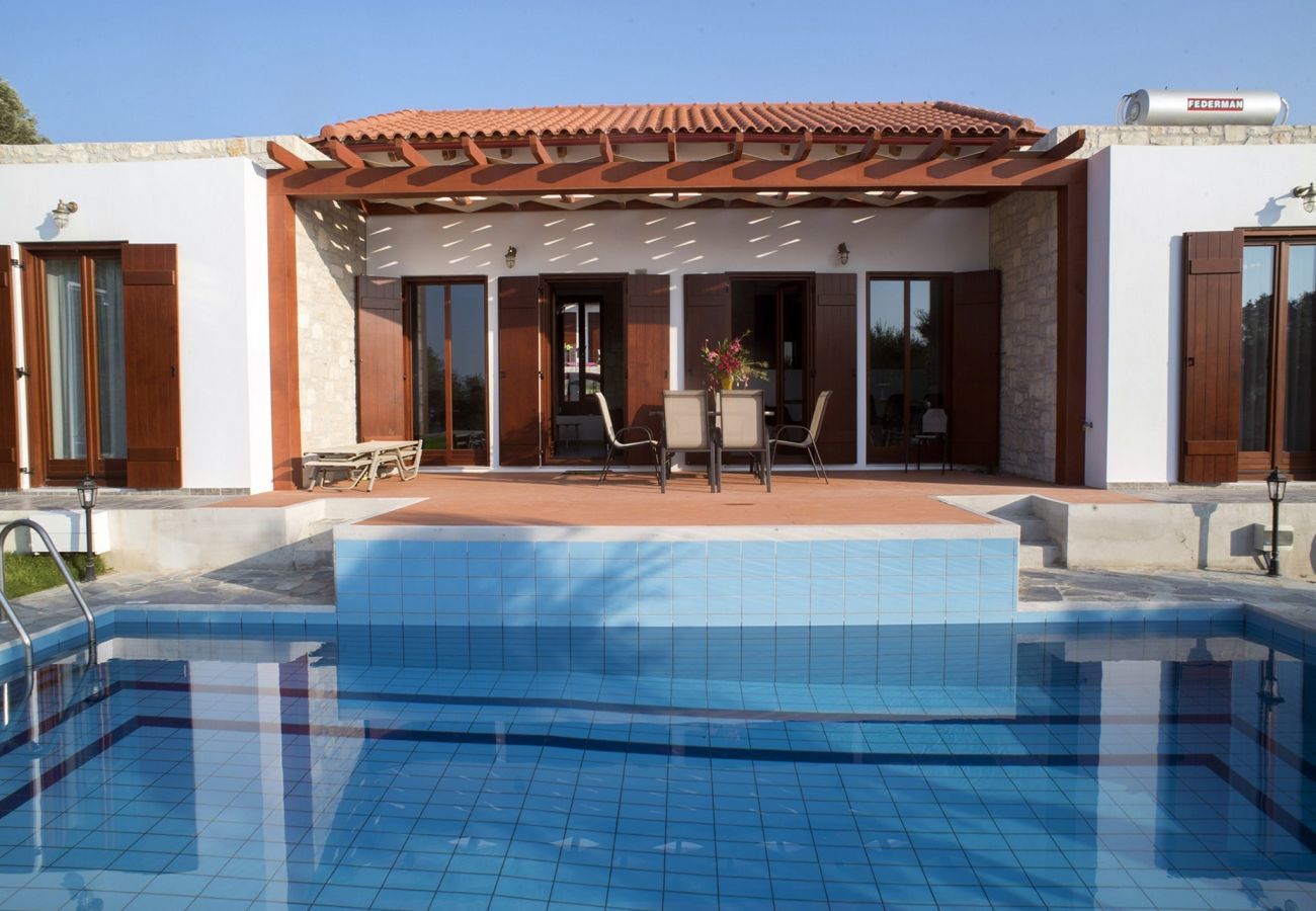  Villa Kyria | Een vrijstaande villa met privé zwembad op Kreta, Griekenland