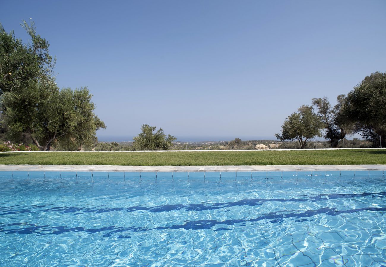  Villa Kyria | Een vrijstaande villa met privé zwembad op Kreta, Griekenland