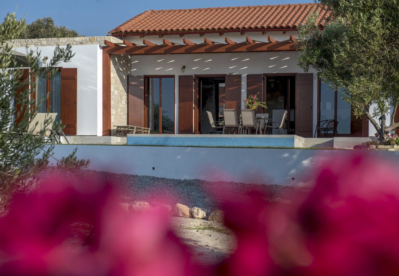  Villa Kyria | Een vrijstaande villa met privé zwembad op Kreta, Griekenland