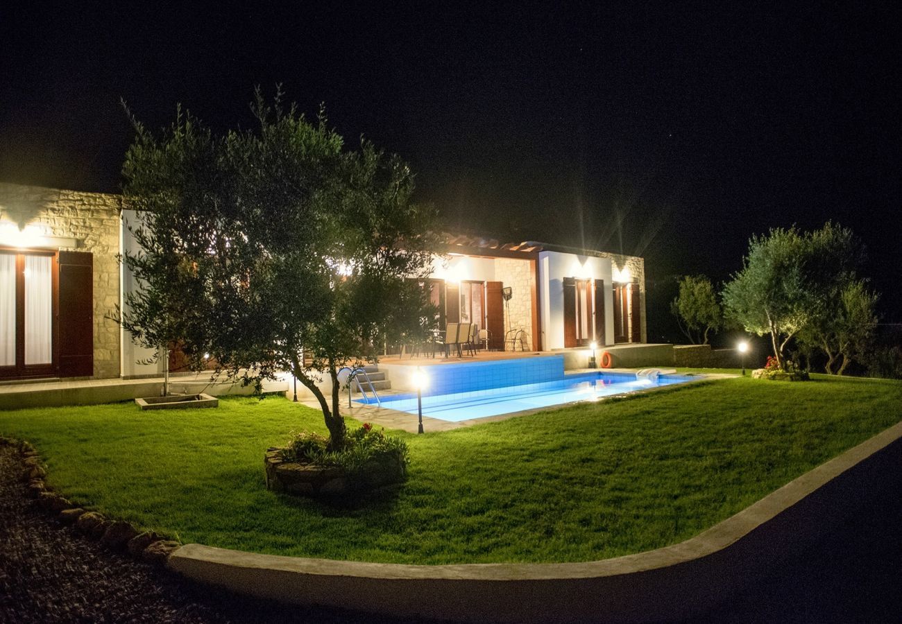  Villa Kyria | Een vrijstaande villa met privé zwembad op Kreta, Griekenland