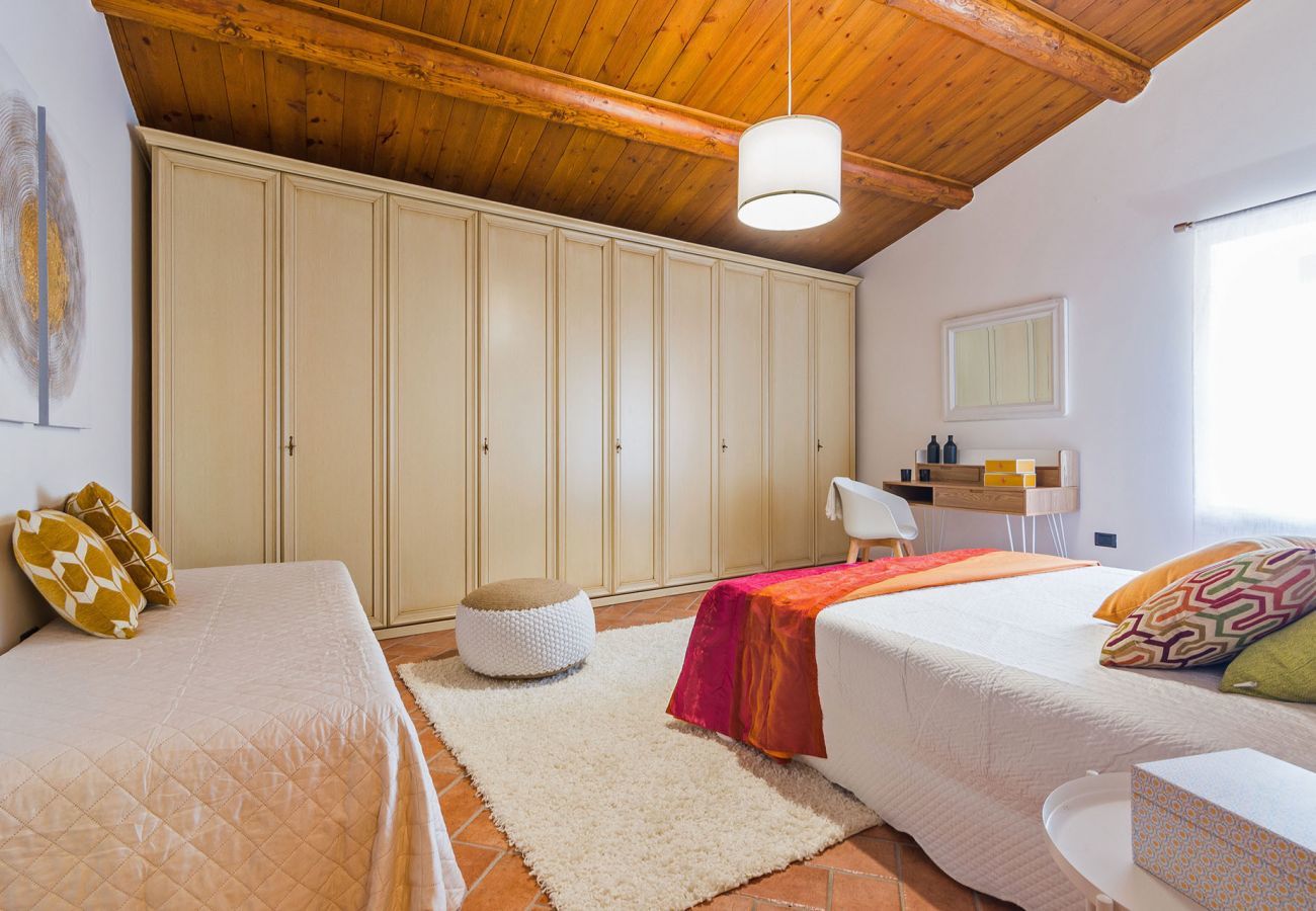 Casa Violetta is een mooi ingericht huis met privé zwembad, ruime tuin en panoramisch uitzicht in Cagli, Le Marche