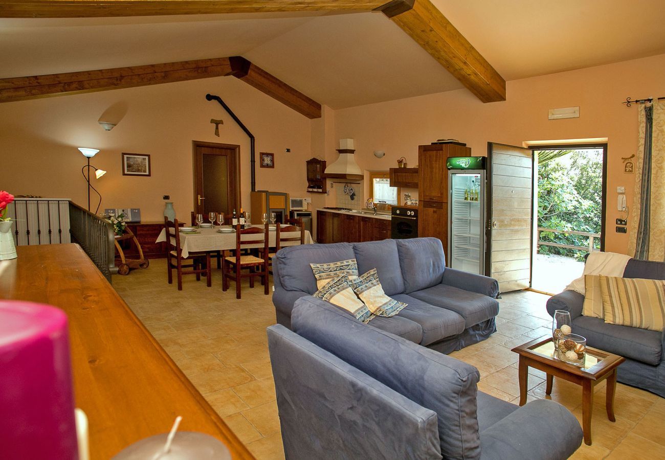Casa Lidia is een knusse casa met privé zwembad, dicht bij het mooie dorpje Bettona, Umbrië