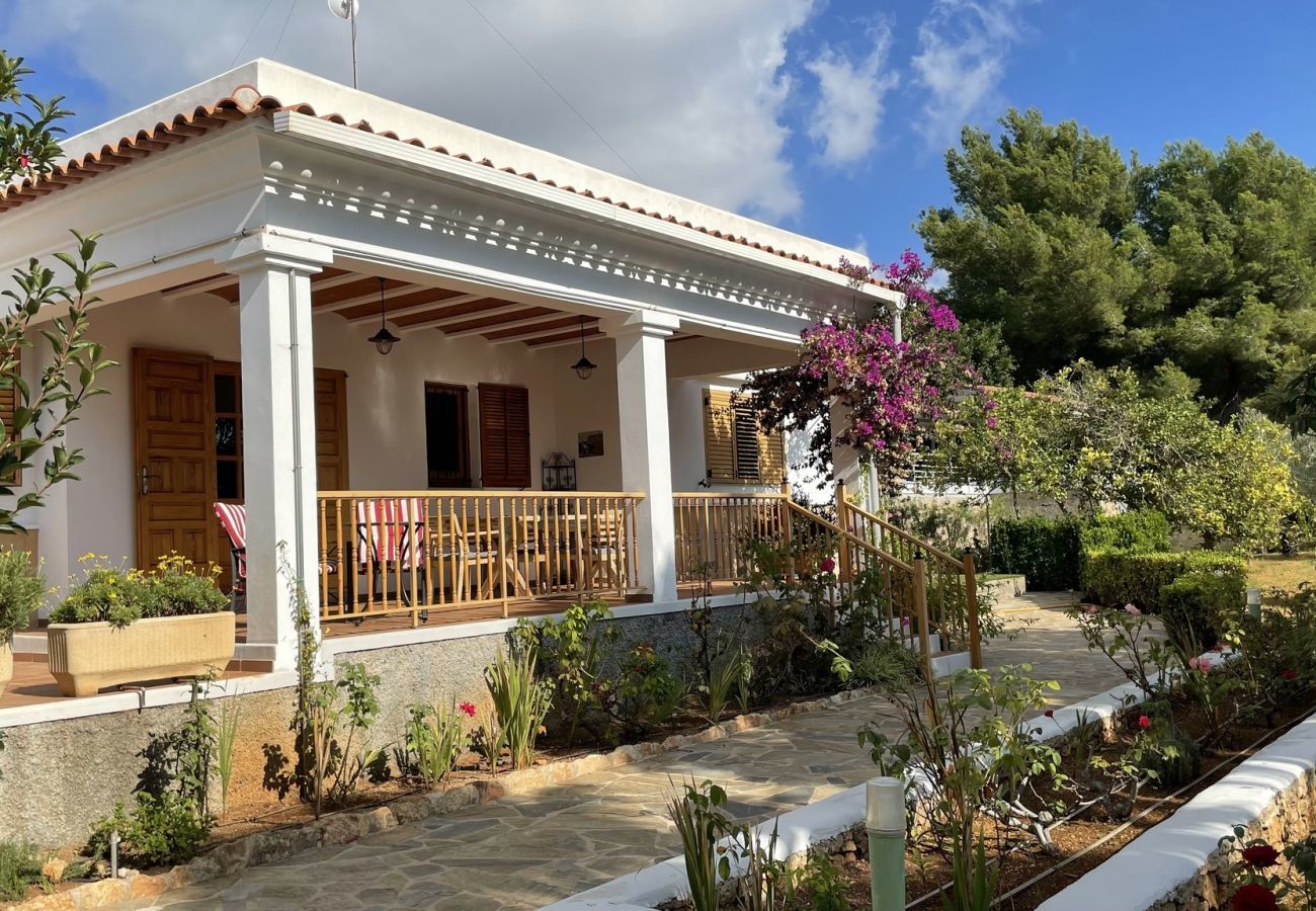  Villa Santa Eulalia | Een vrijstaande villa met privé zwembad op Ibiza, Spanje 