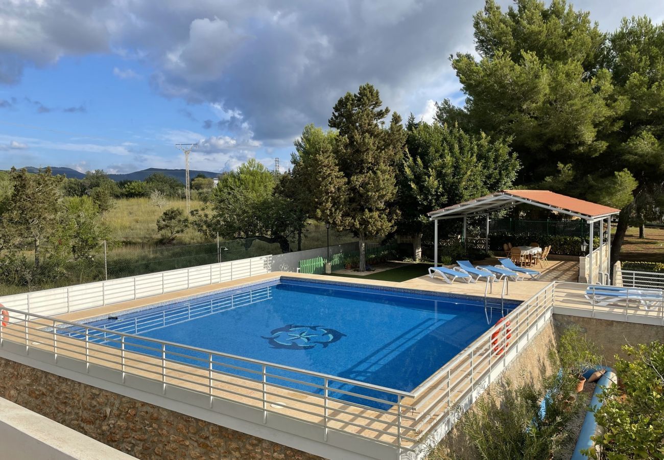  Villa Santa Eulalia | Een vrijstaande villa met privé zwembad op Ibiza, Spanje