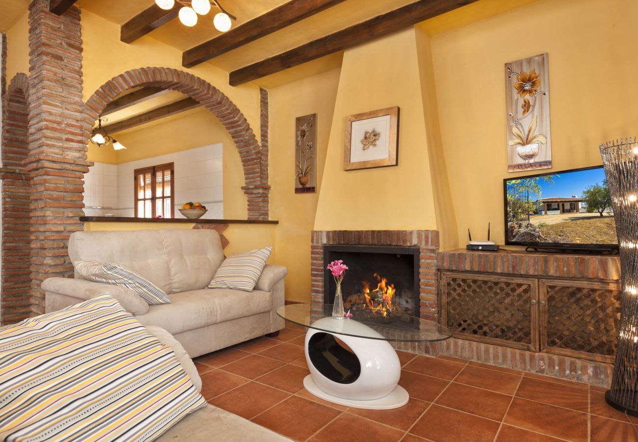 Villa in Alozaina - Casa Feliz Villa in Alozaina - Casa Feliz