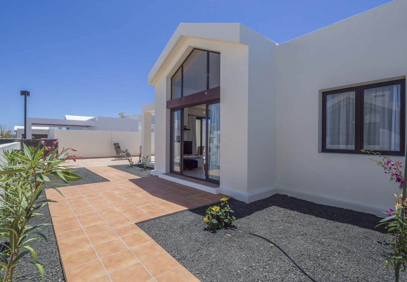 Villa in Playa Blanca - Villa Buganvilla