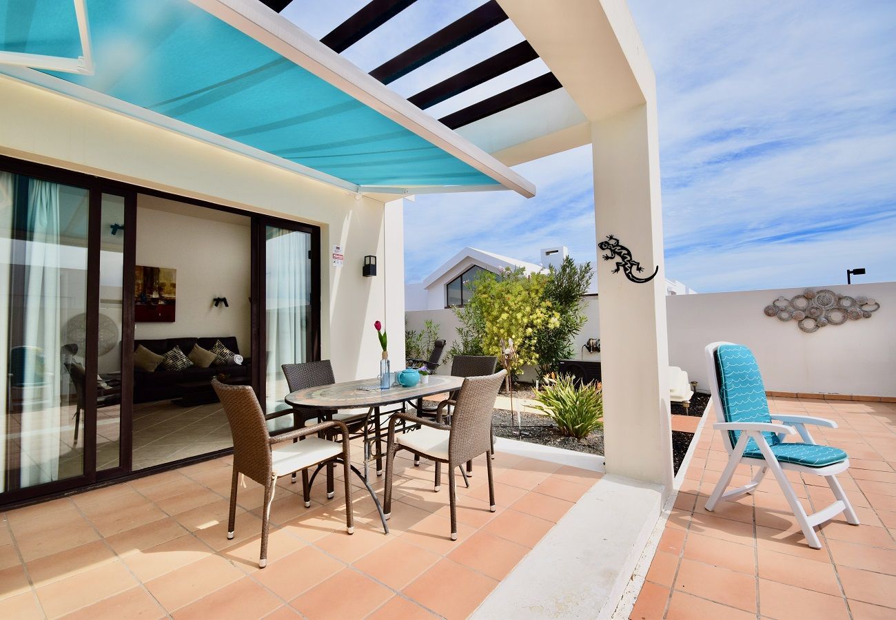 Villa in Playa Blanca - Villa Buganvilla