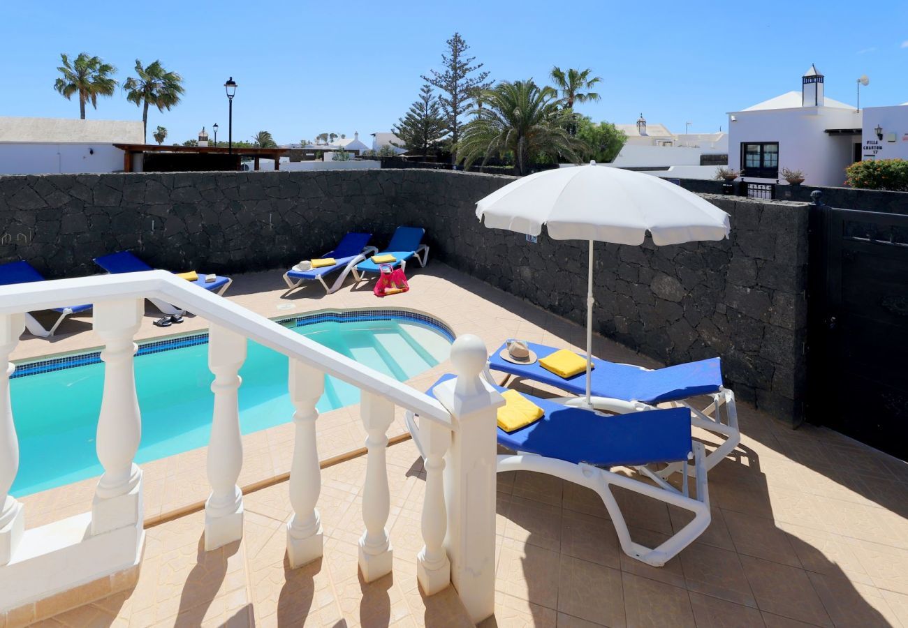 Villa Pippa is een vakantievilla met verwarmd privé zwembad. Bij centrum in Los Mojones, Puerto del Carmen, Lanzarote