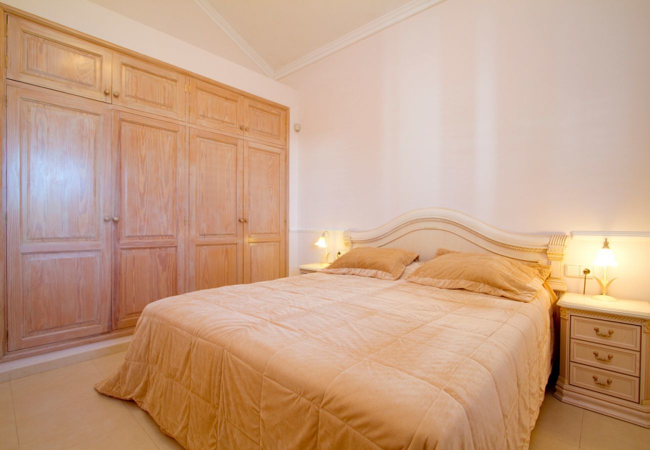 Villa Pippa is een vakantievilla met verwarmd privé zwembad. Bij centrum in Los Mojones, Puerto del Carmen, Lanzarote