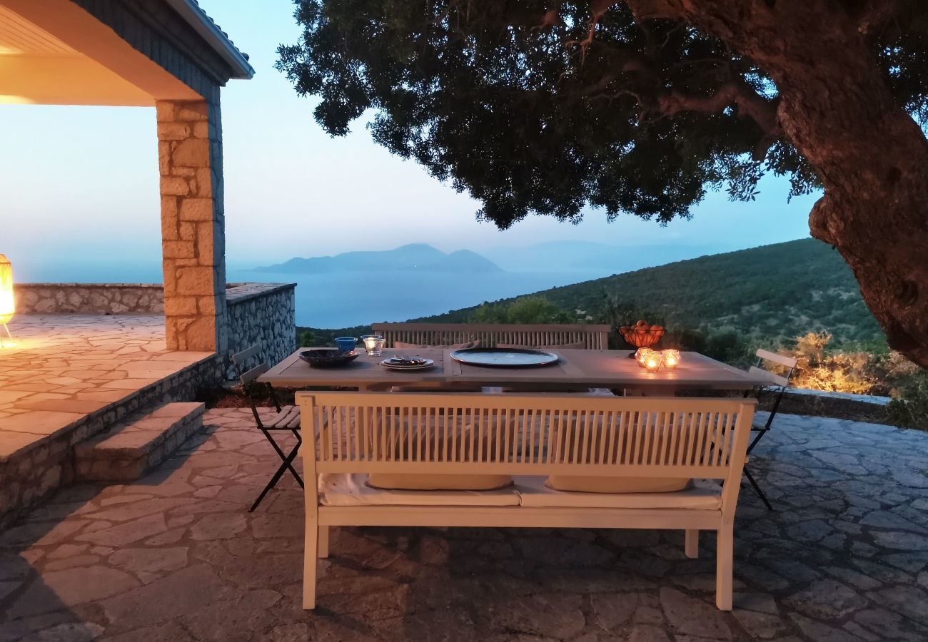 Villa in Vasiliki - Villa Geofos