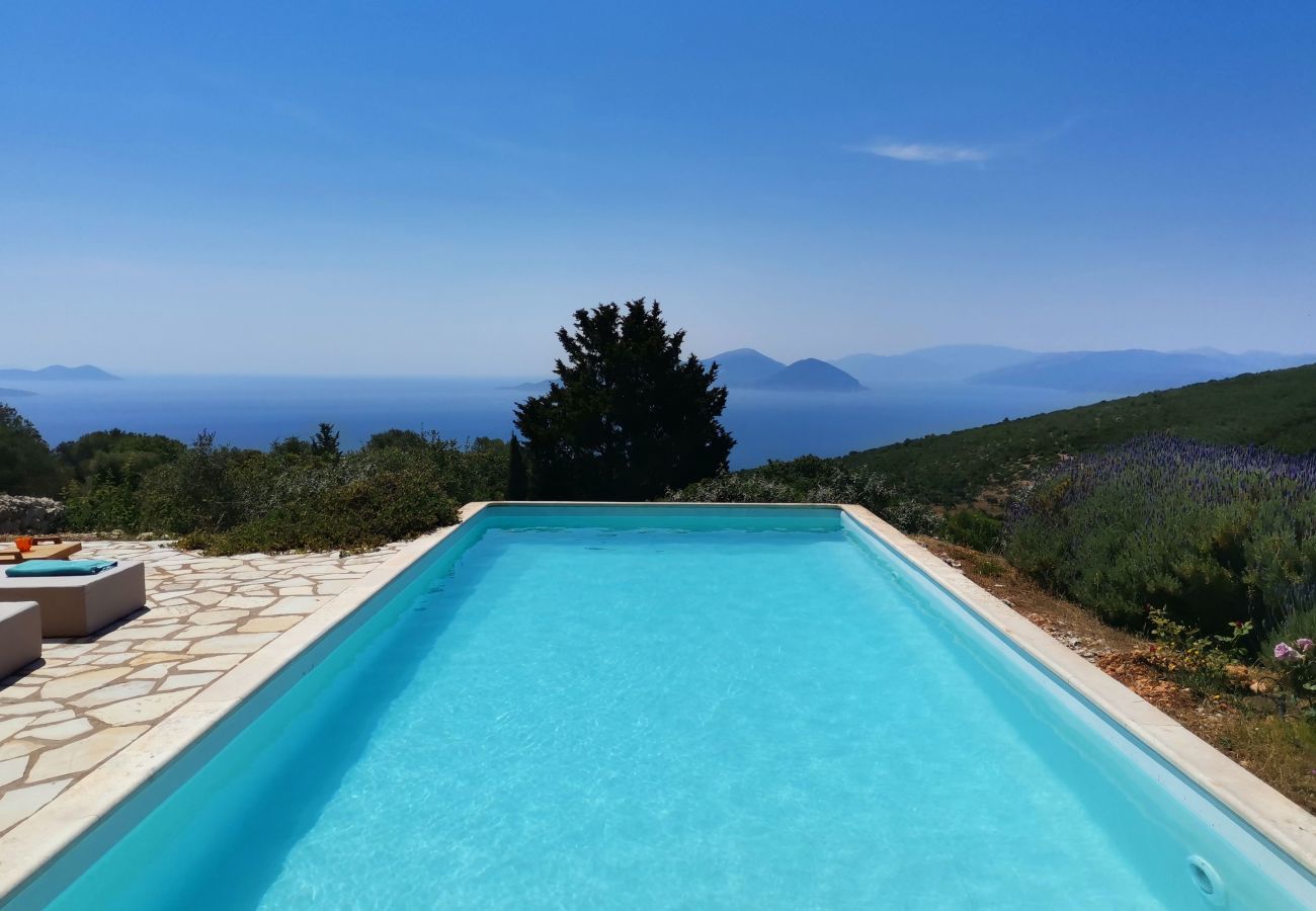 Villa in Vasiliki - Villa Geofos