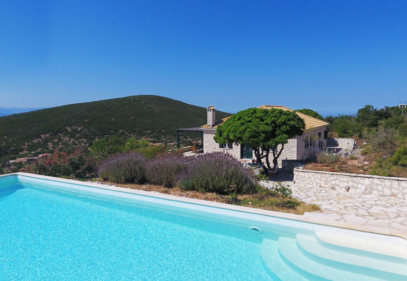 Villa in Vasiliki - Villa Geofos