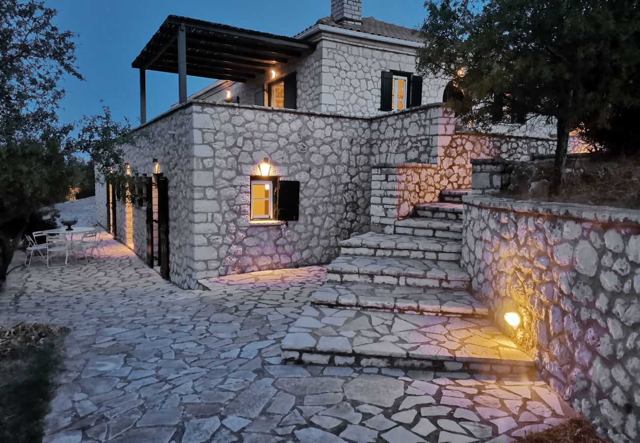 Villa in Vasiliki - Villa Geofos