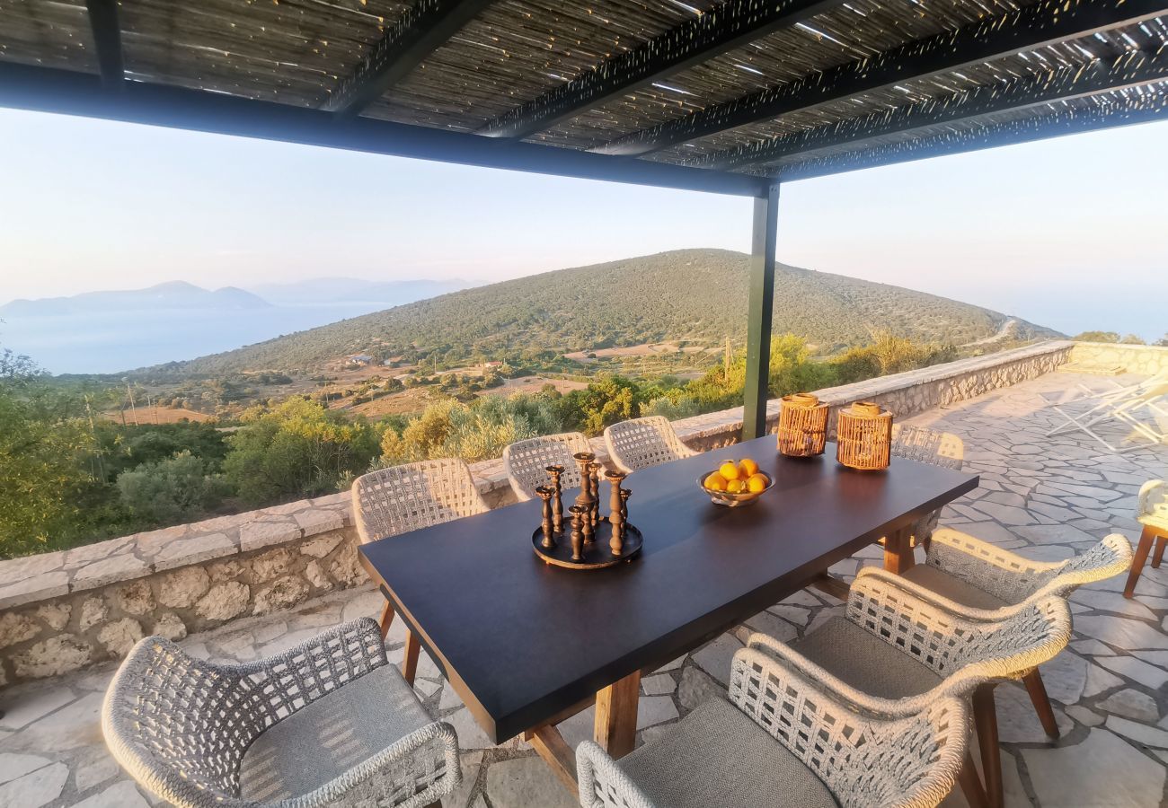 Villa in Vasiliki - Villa Geofos