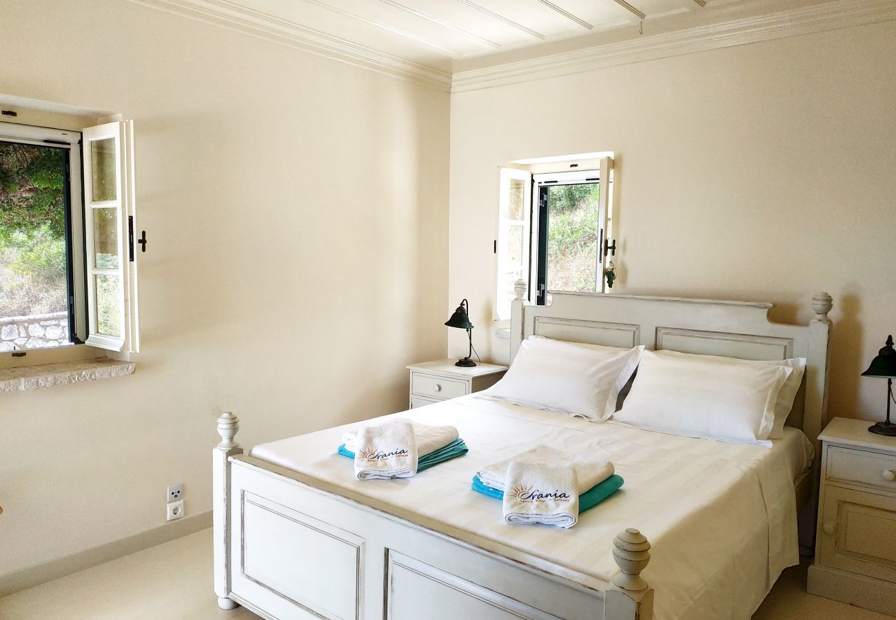 Villa in Vasiliki - Villa Geofos