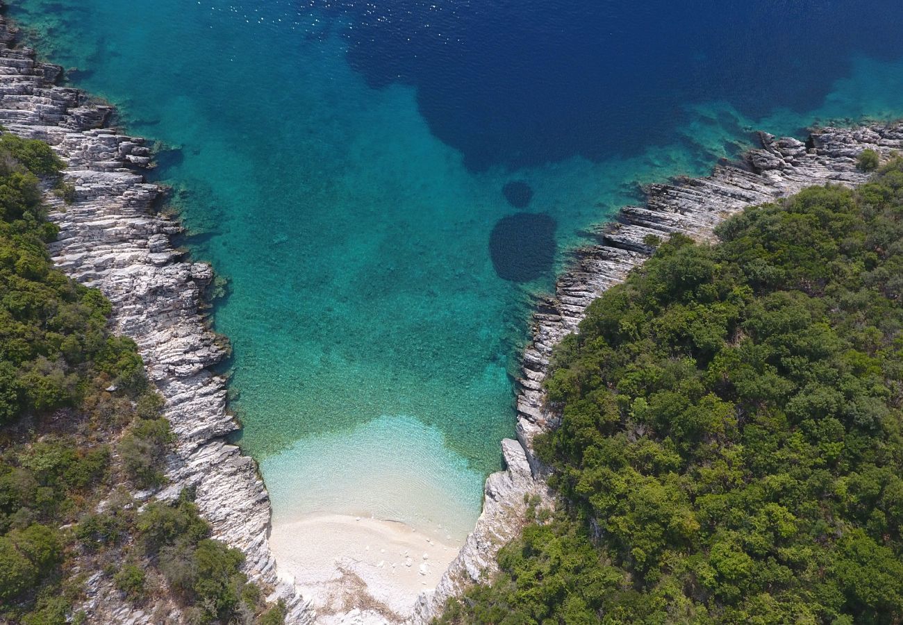 Villa in Vasiliki - Villa Geofos