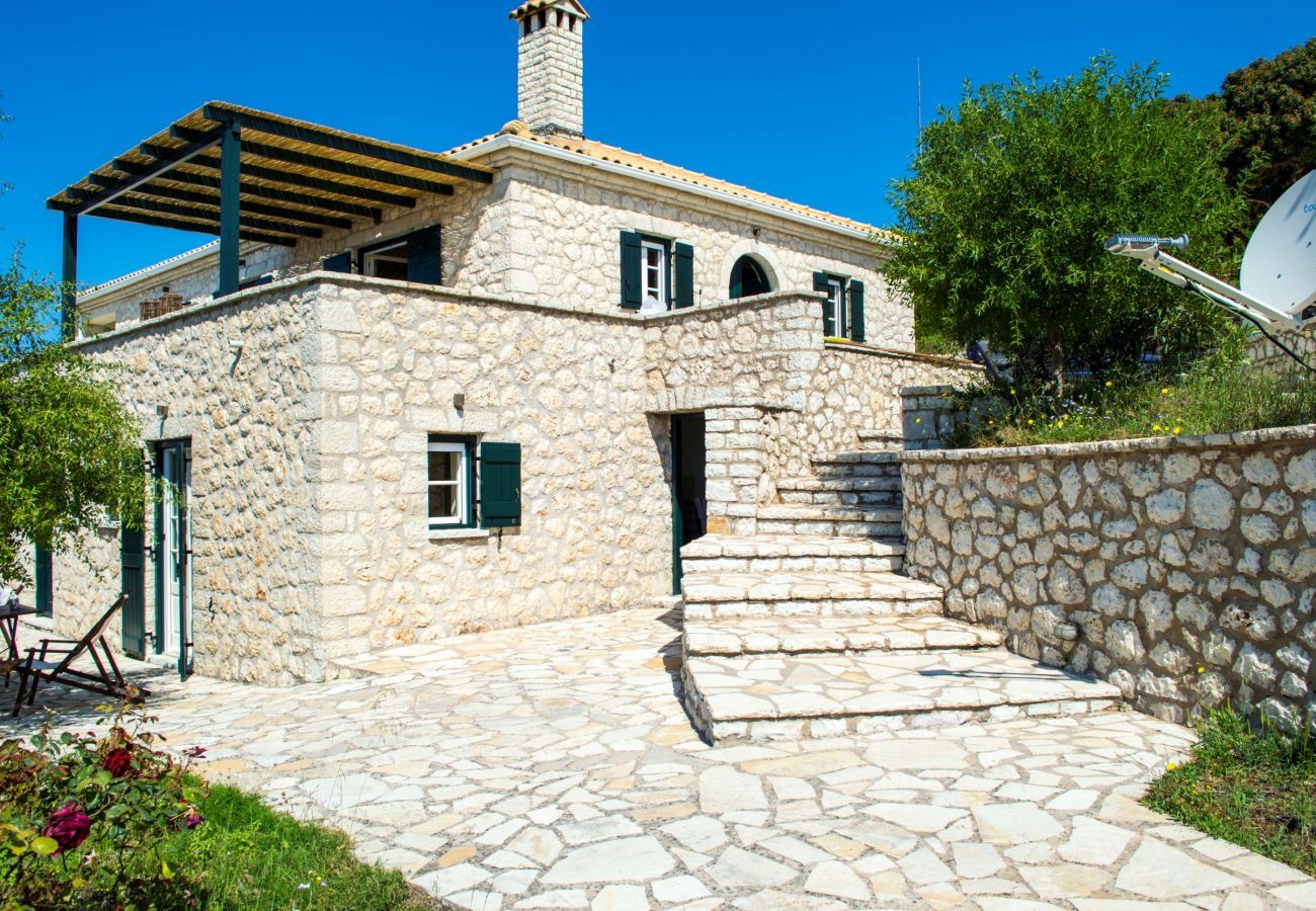 Villa in Vasiliki - Villa Geofos