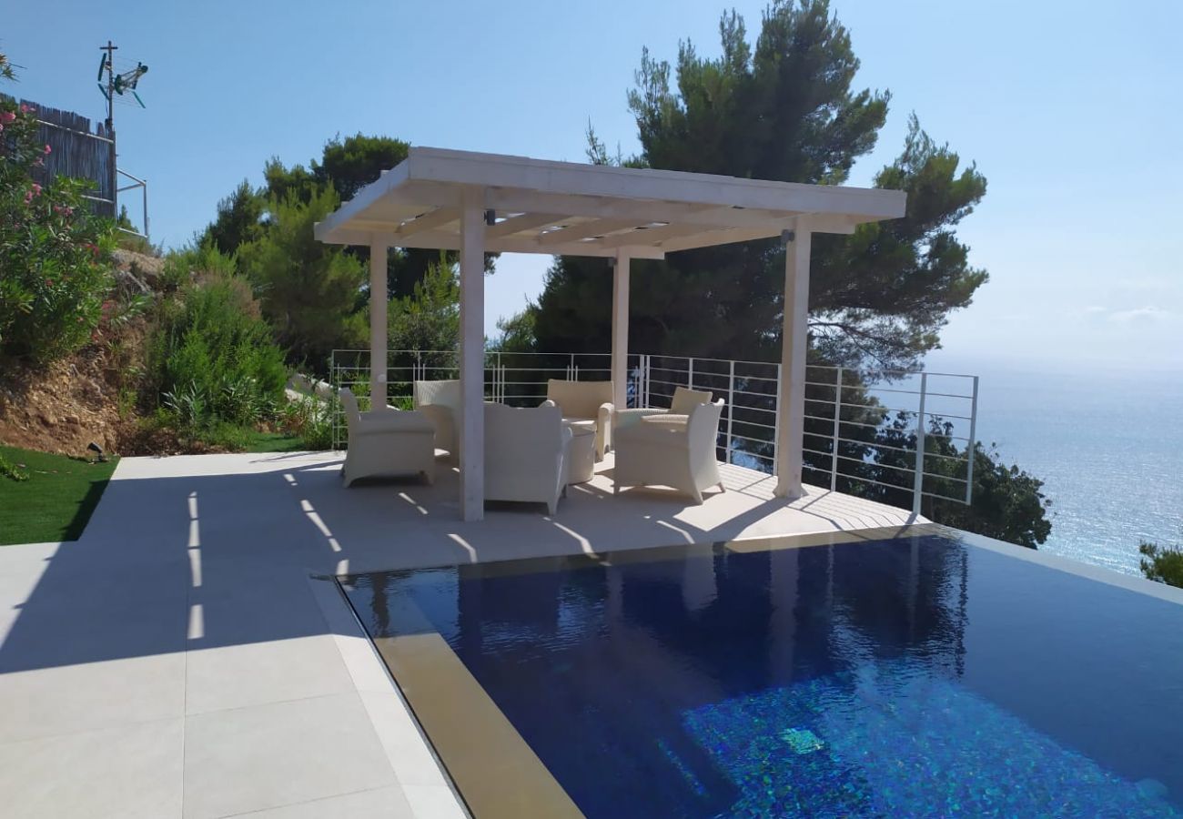 Villa in Athani - Villa Okeanos 