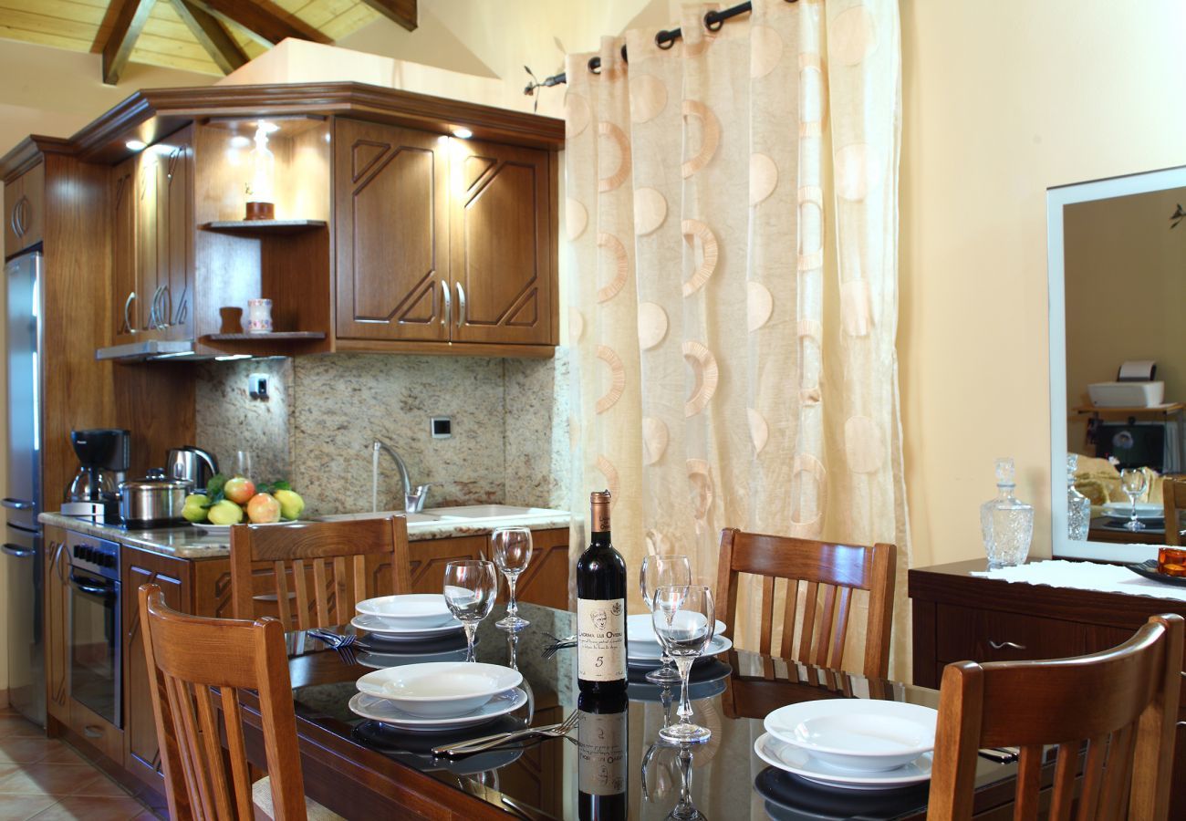 Villa in Tsoukalades - Villa Evy