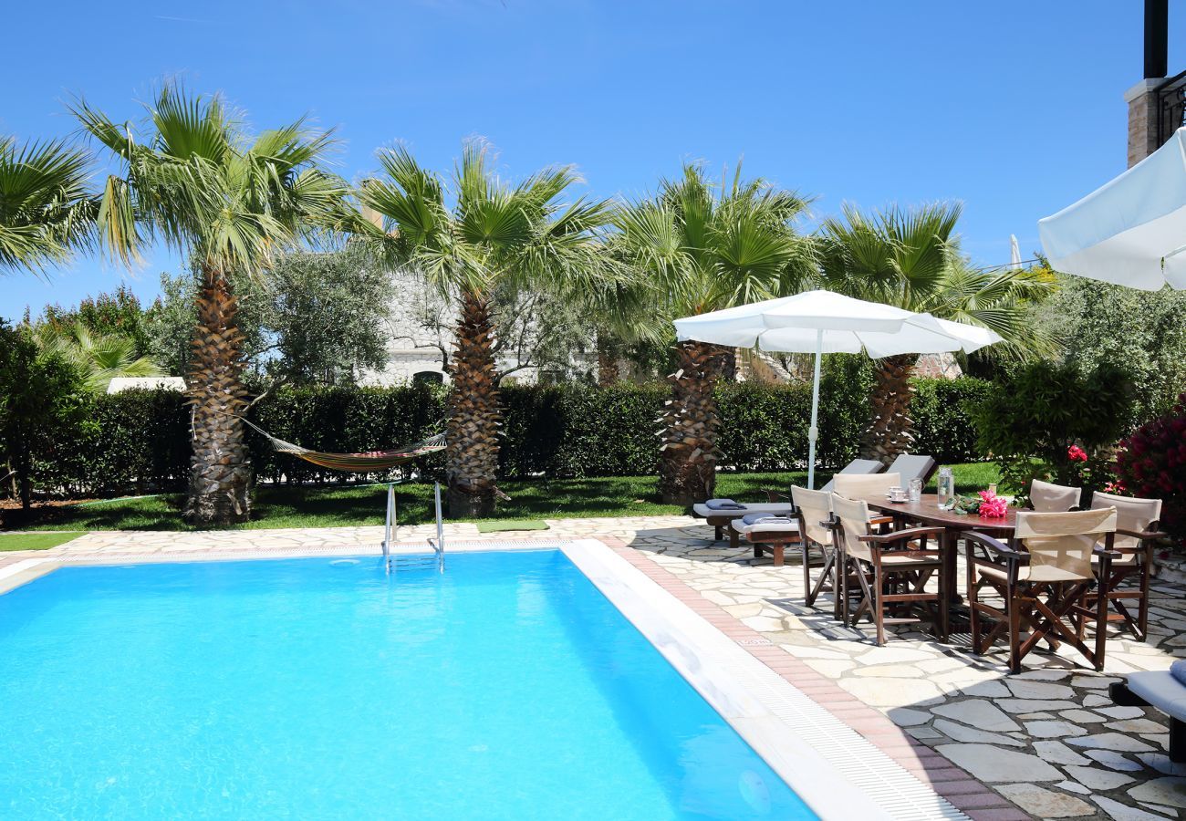 Villa in Tsoukalades - Villa Evy
