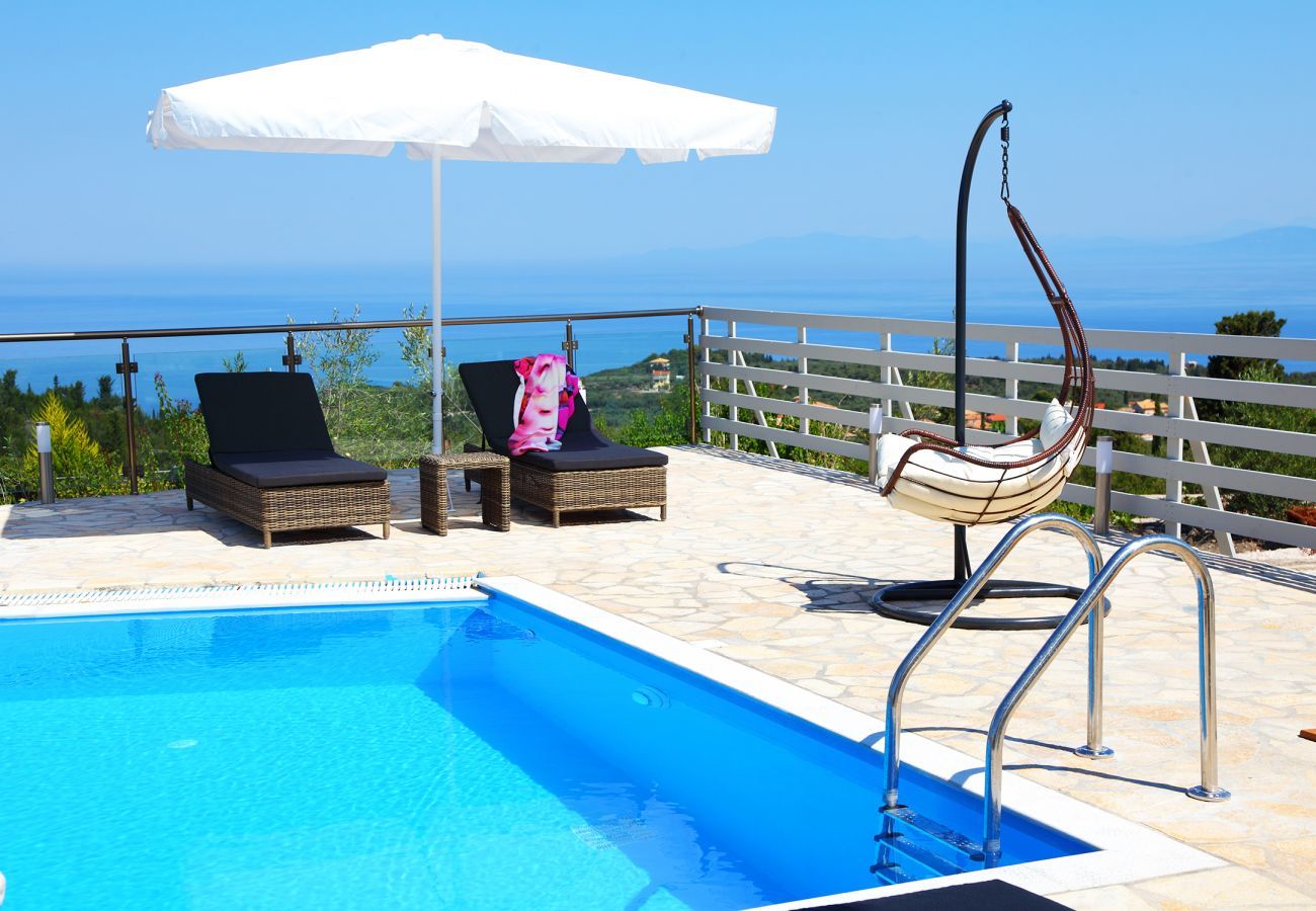 Villa in Tsoukalades - Villa Angelos