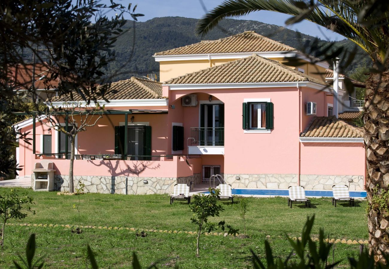 Villa in Kariotes - Villa Ioanna