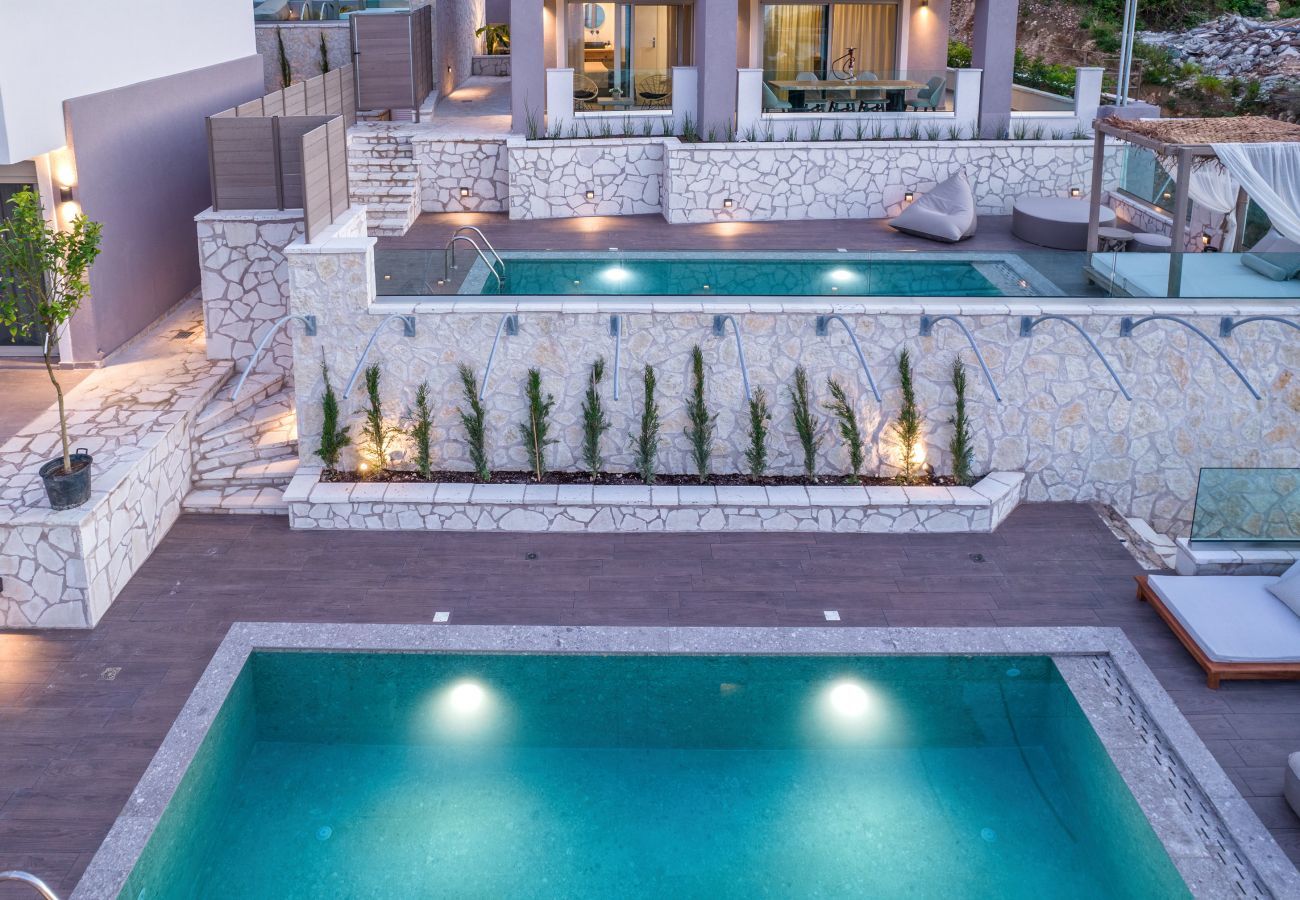 Villa in Nikiana - Villa White Elegance